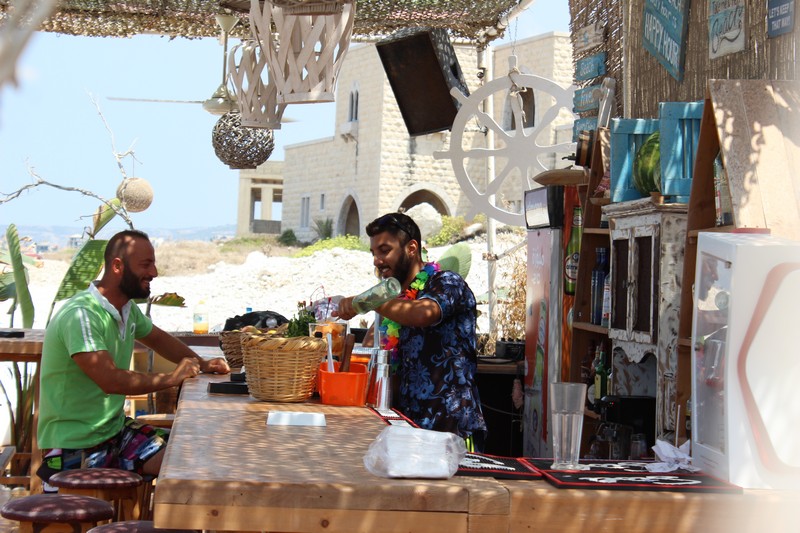 Tonic Beach Bar on Sunday